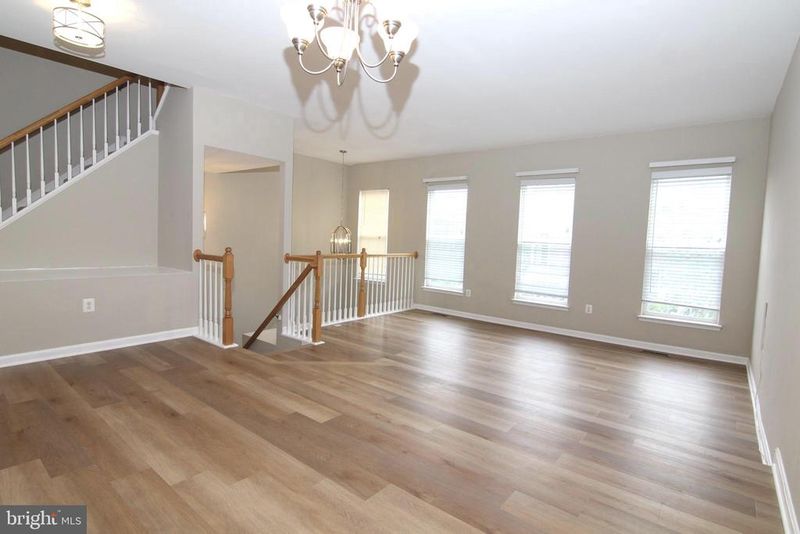 43798 Maison Blanc Sq, Ashburn, VA 20148