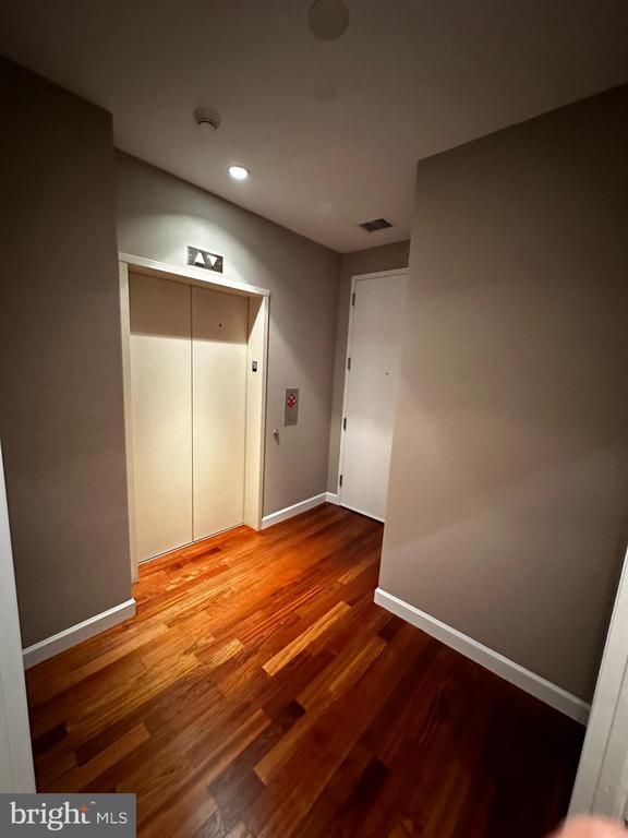 1881 N Nash St #1908, Arlington, VA 22209