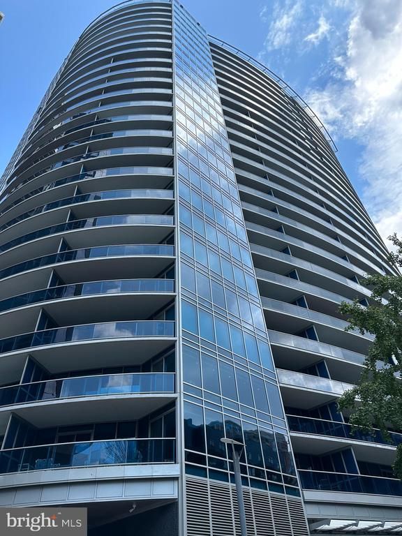 1881 N Nash St #1908, Arlington, VA 22209