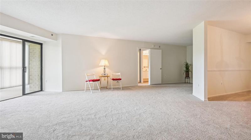 3330 N Leisure World Blvd #5-226, Silver Spring, MD 20906