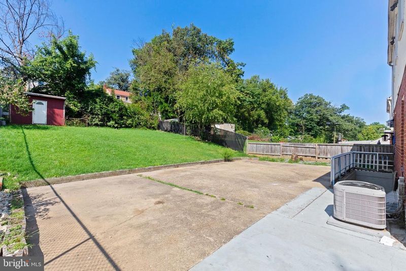 4816 Woodlawn Dr, Hyattsville, MD 20784