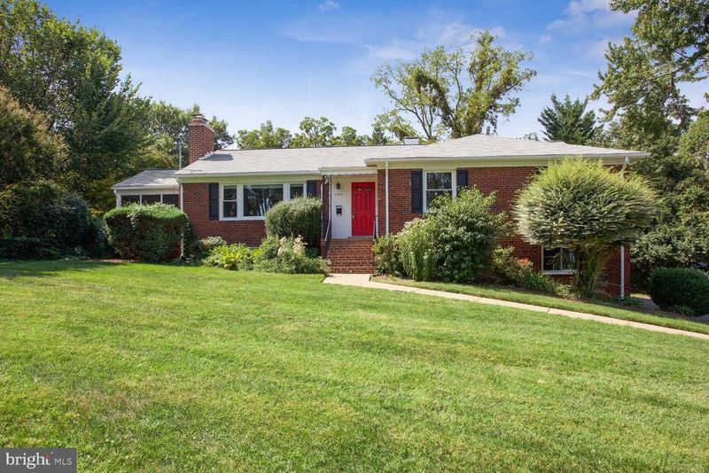 3420 N Glebe Rd, Arlington, VA 22207