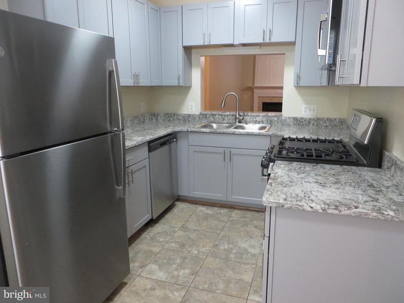 45491 Caboose Ter, Sterling, VA 20166
