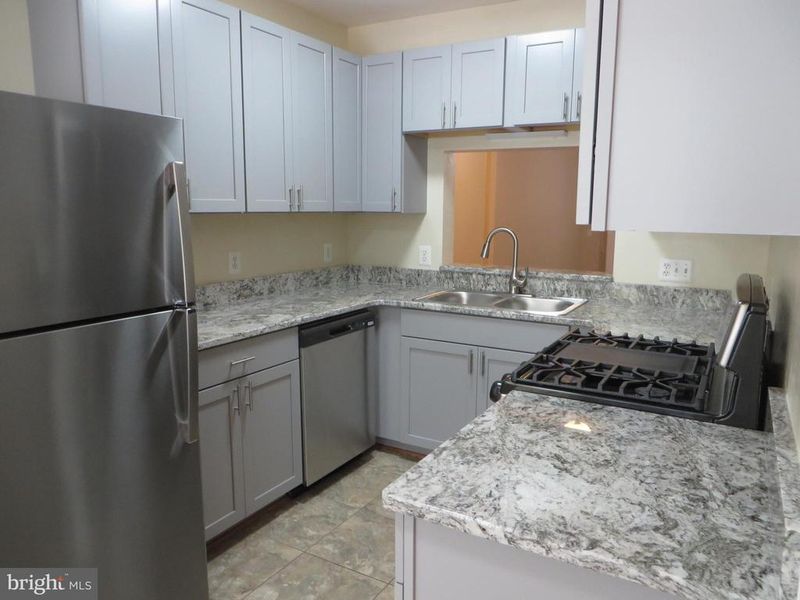 45491 Caboose Ter, Sterling, VA 20166