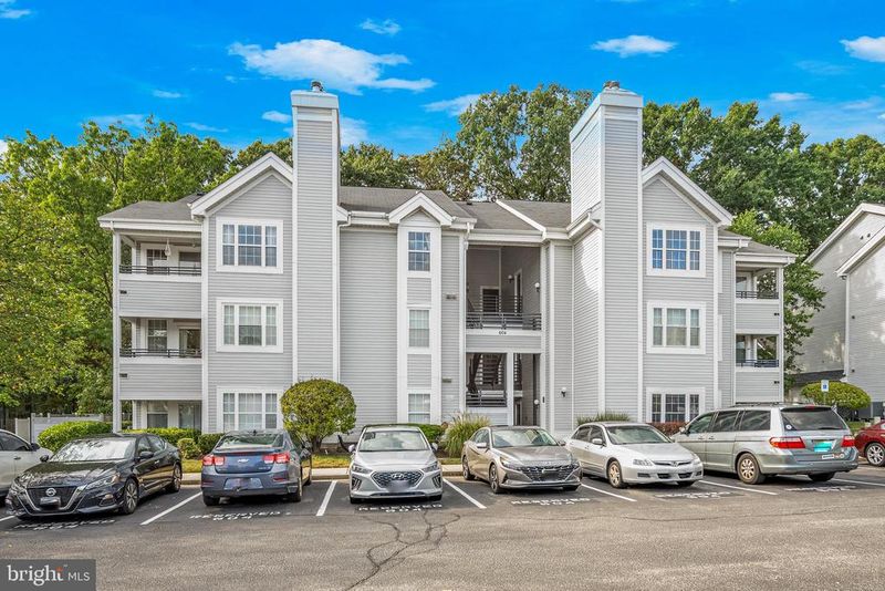 604 Moonglow Rd #103, Odenton, MD 21113