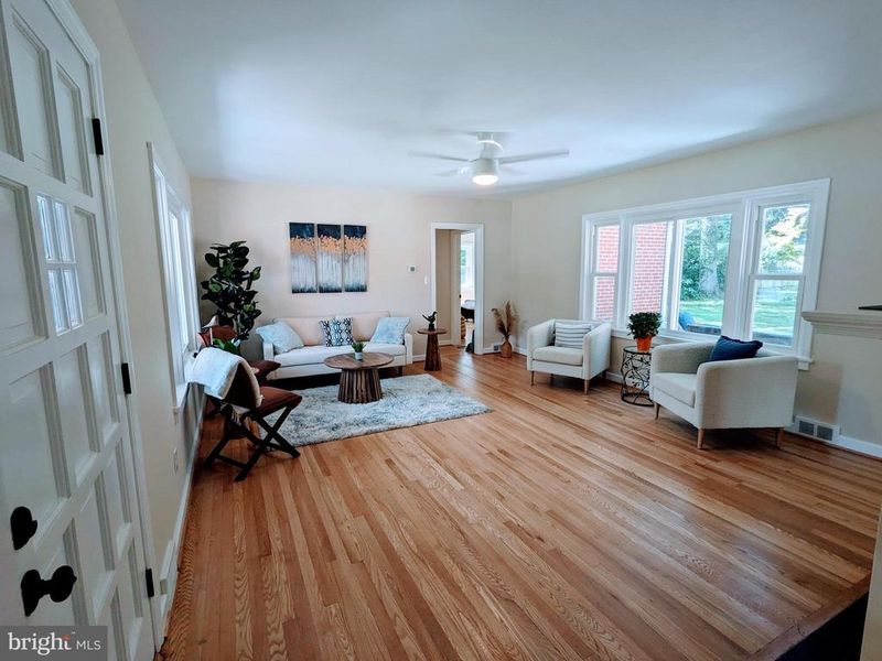 627 Grant Pl, Frederick, MD 21702