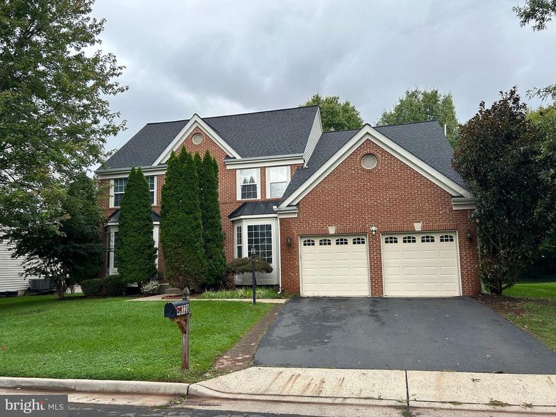 46728 Hollow Mountain Pl, Sterling, VA 20164