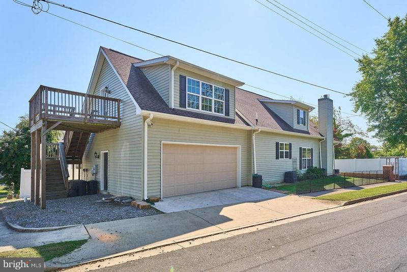 384 C St, Quantico, VA 22134