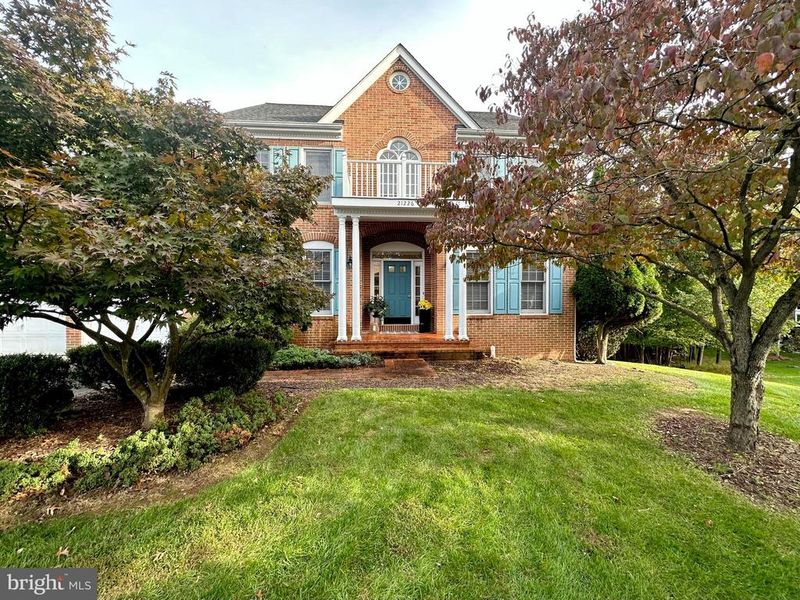 21226 Edgewood Ct, Sterling, VA 20165