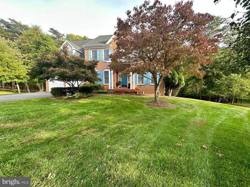 21226 Edgewood Ct, Sterling, VA 20165