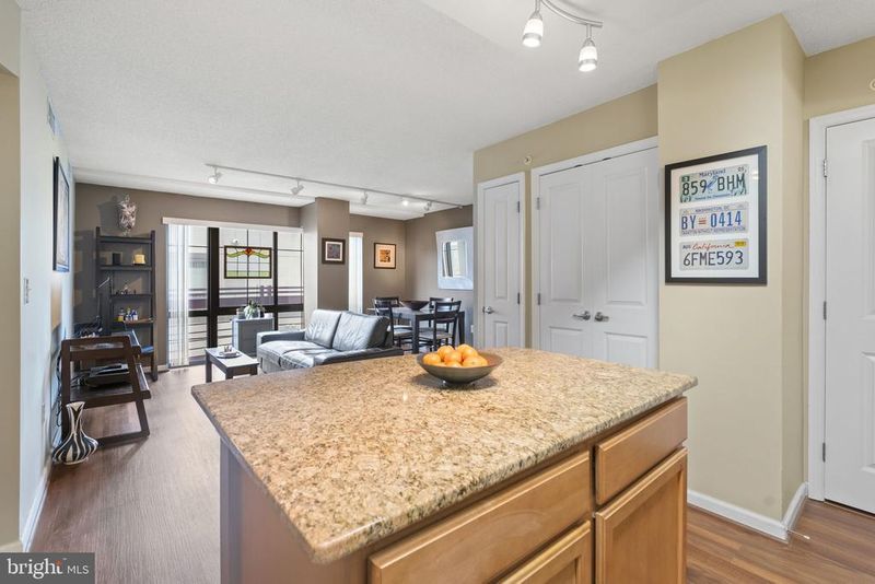 7923 Eastern Ave #405, Silver Spring, MD 20910