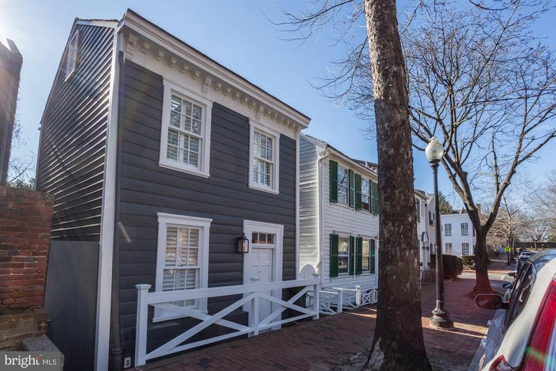 3522 P St NW, Washington, DC 20007