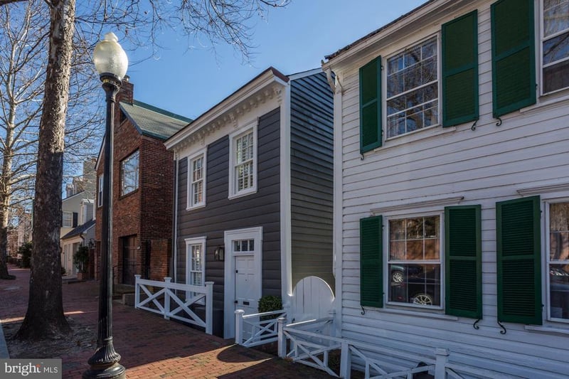 3522 P St NW, Washington, DC 20007