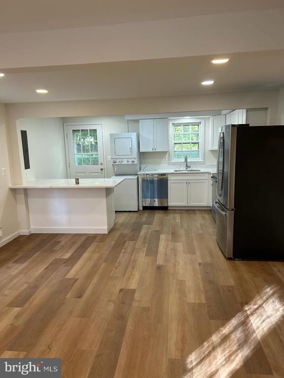 18 North St NE, Leesburg, VA 20176