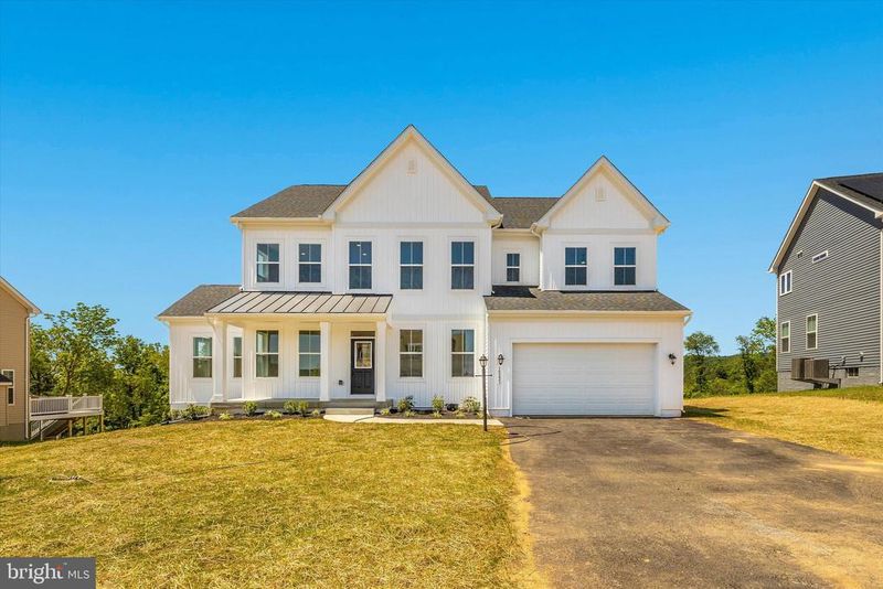 10213 Meadowridge Dr, Myersville, MD 21773