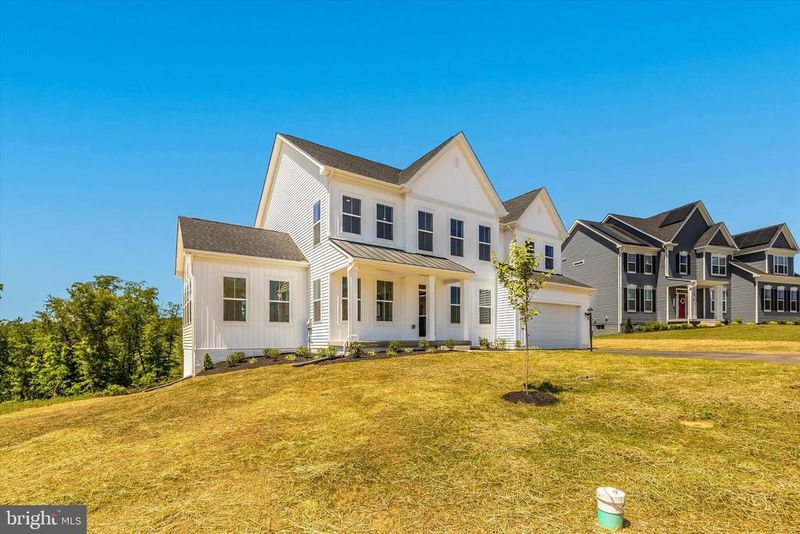 10213 Meadowridge Dr, Myersville, MD 21773