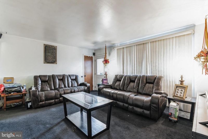 7220 Oliver St, Lanham, MD 20706