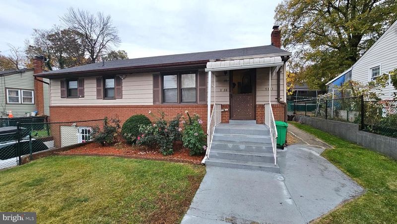 5803 Longfellow St, Riverdale, MD 20737