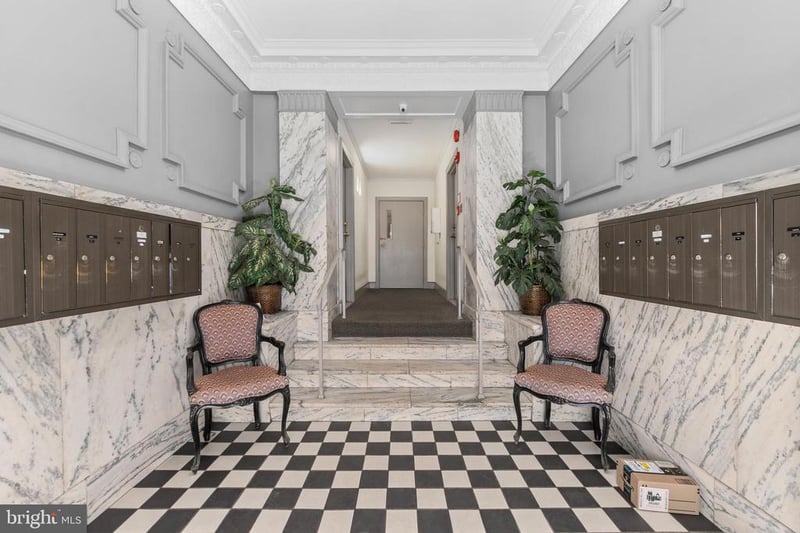 2145 California St NW #102, Washington, DC 20008