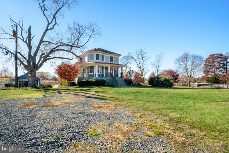 5830 Swamp Circle Rd, Deale, MD 20751