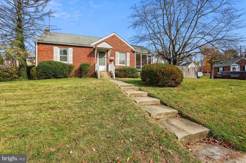 2701 Fenimore Rd, Silver Spring, MD 20902