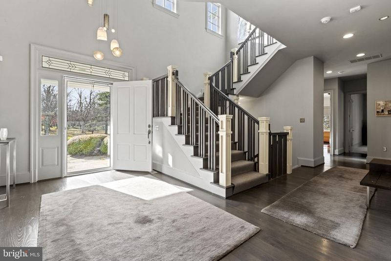 10817 Stanmore Dr, Potomac, MD 20854