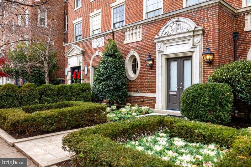 1832 24th St NW, Washington, DC 20008