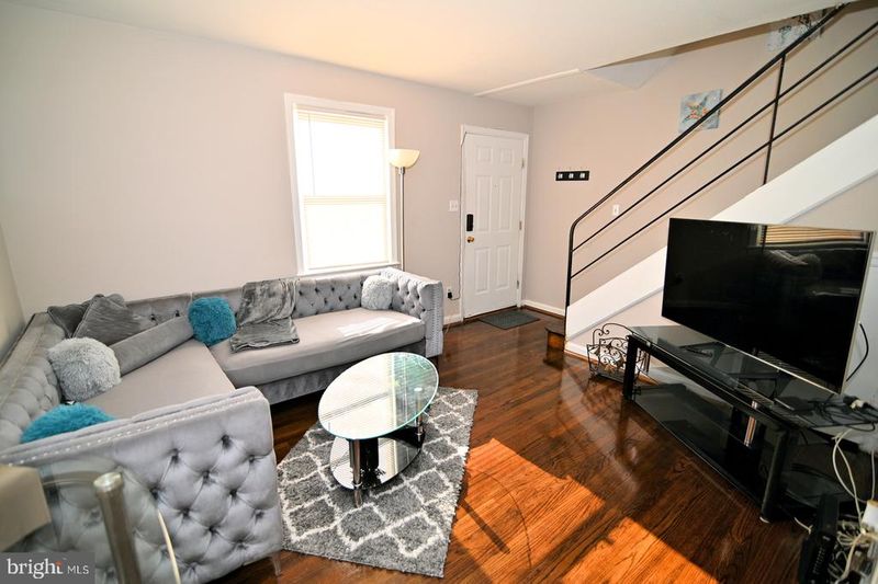 2504 Iverson St, Temple Hills, MD 20748