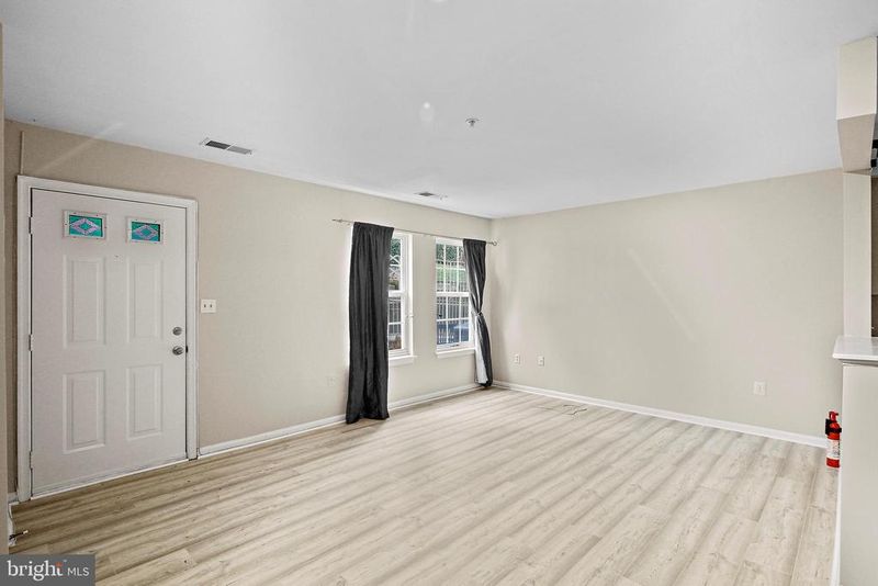 6416 Bayberry Ct #11, Elkridge, MD 21075