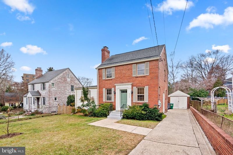 8202 Cedar St, Silver Spring, MD 20910