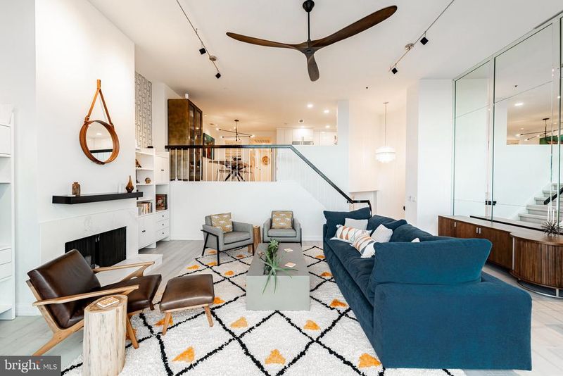 1401 N Oak St #909, Arlington, VA 22209
