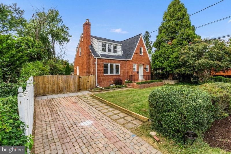 305 Dearborn Ave, Silver Spring, MD 20901