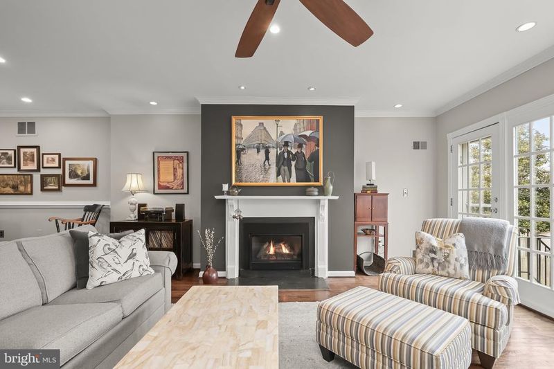 1242 C St SE, Washington, DC 20003