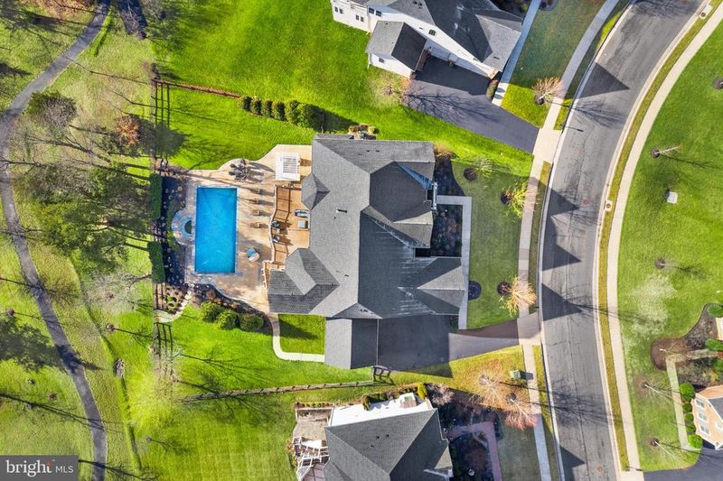 41635 Revival Dr, Ashburn, VA 20148