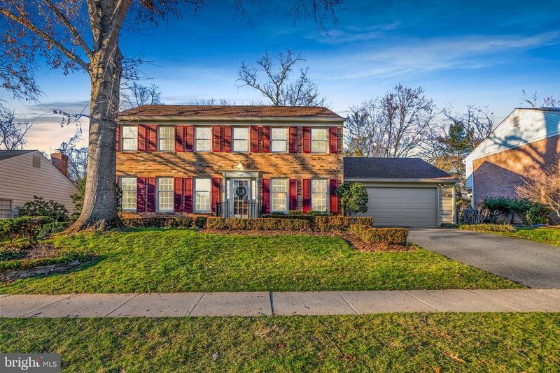1427 Fallsmead Way, Potomac, MD 20854