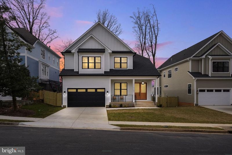 1150 N Ivanhoe St, Arlington, VA 22205