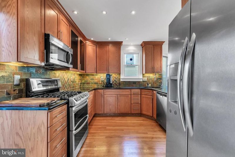 10019 Pratt Pl, Silver Spring, MD 20910