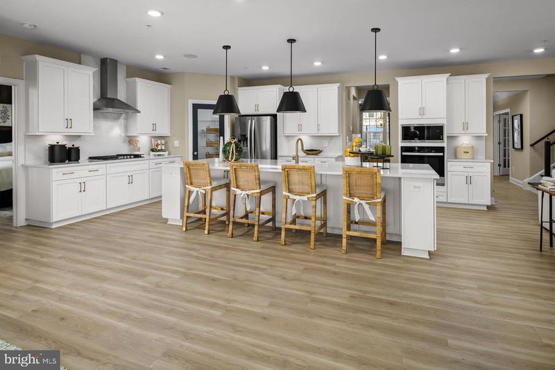 810 Enfield Farm Ln, Brunswick, MD 21716