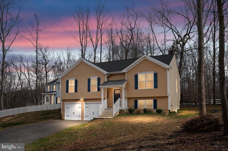 15 Tara Ln, Stafford, VA 22554