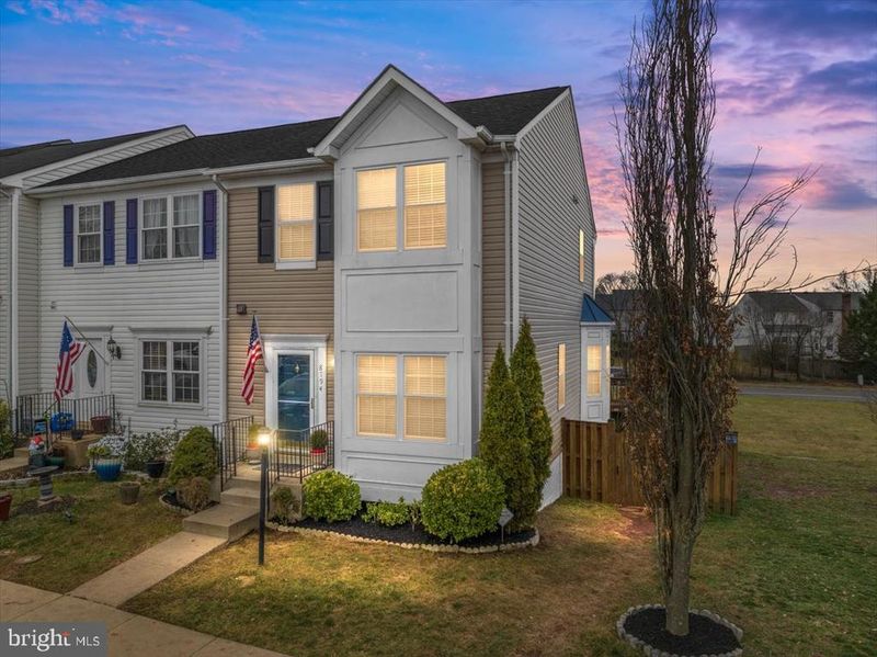 8794 Dunstable Loop, Bristow, VA 20136