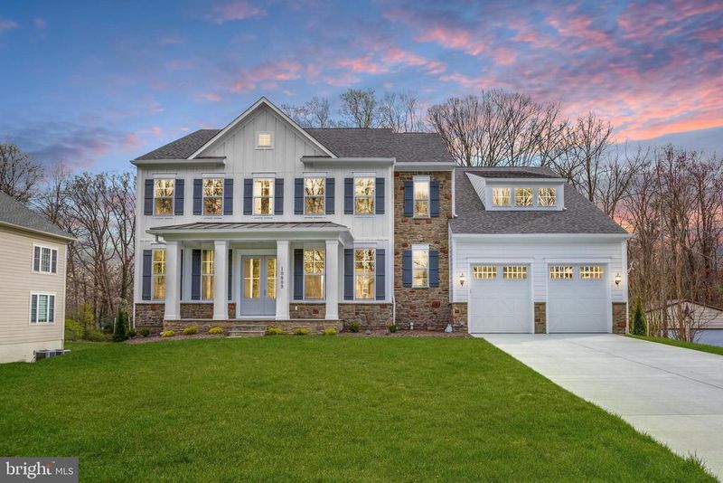 10809 Orchard St, Fairfax, VA 22030
