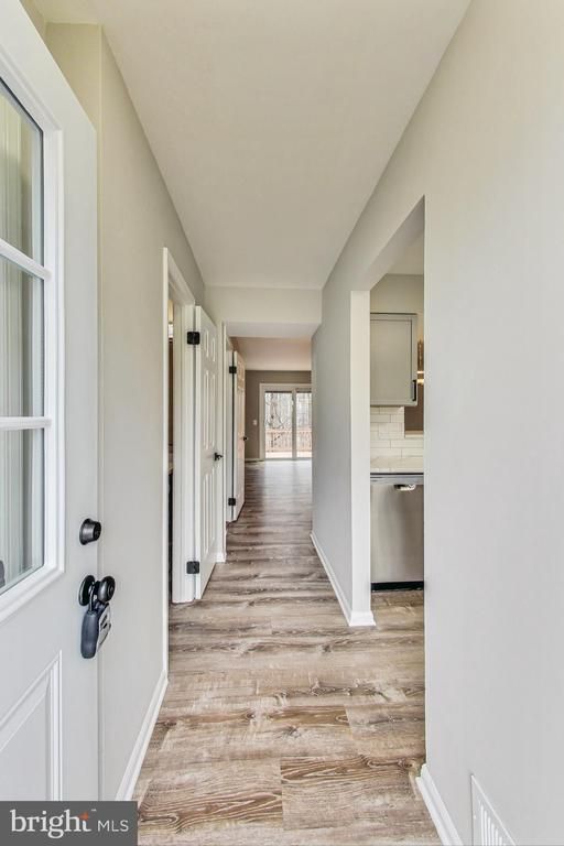 14832 Basingstoke Loop, Centreville, VA 20120