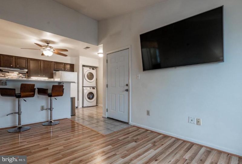 8617 Beekman Pl, Alexandria, VA 22309