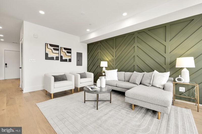 1006 Florida Ave NE #PH2, Washington, DC 20002