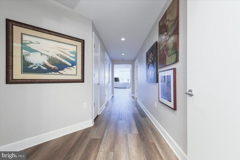1881 N Nash St #702, Arlington, VA 22209