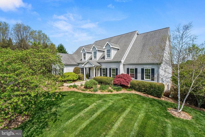 16846 Heather Knolls Pl, Hamilton, VA 20158