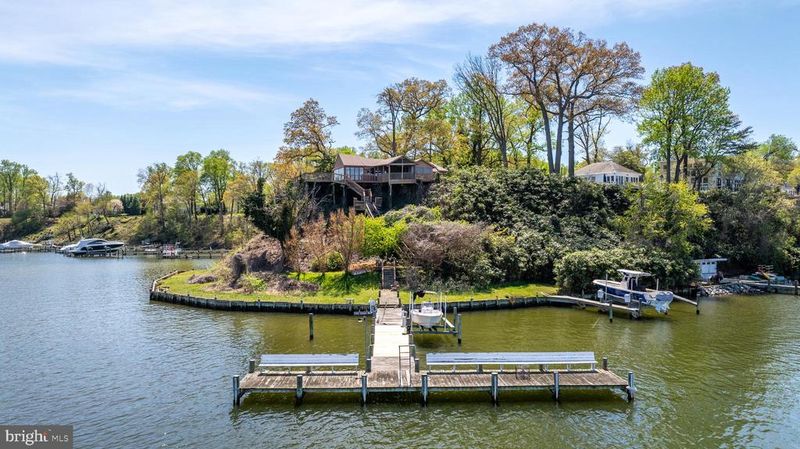 300 S Riverside Dr, Crownsville, MD 21032