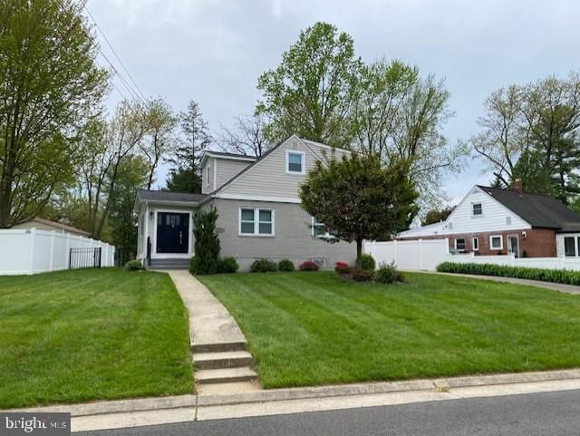 7141 Parkview Ave, Falls Church, VA 22042