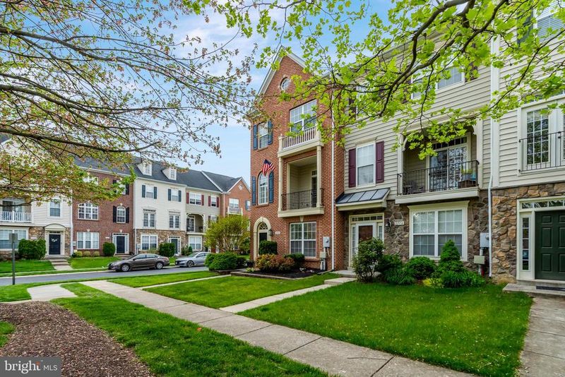 22960 Rose Quartz, Brambleton, VA 20148