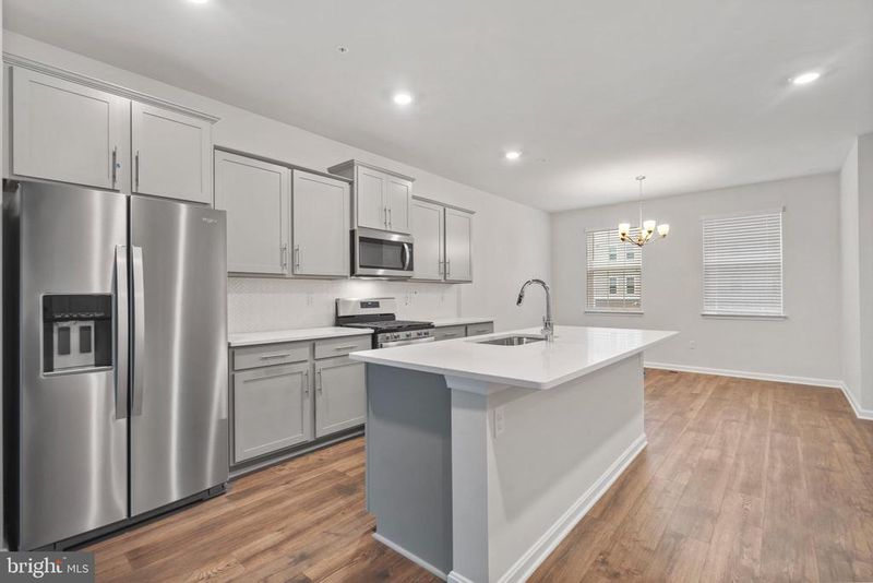8709 Cherrybark Rd, Clinton, MD 20735